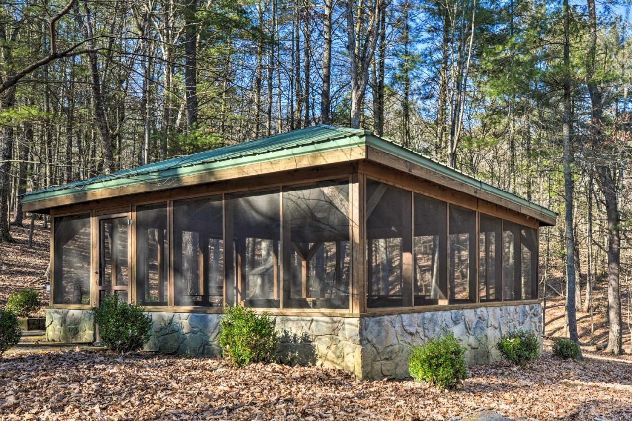 Appartamento Berkeley Springs Haven With Sleepy Creek Access! Esterno foto